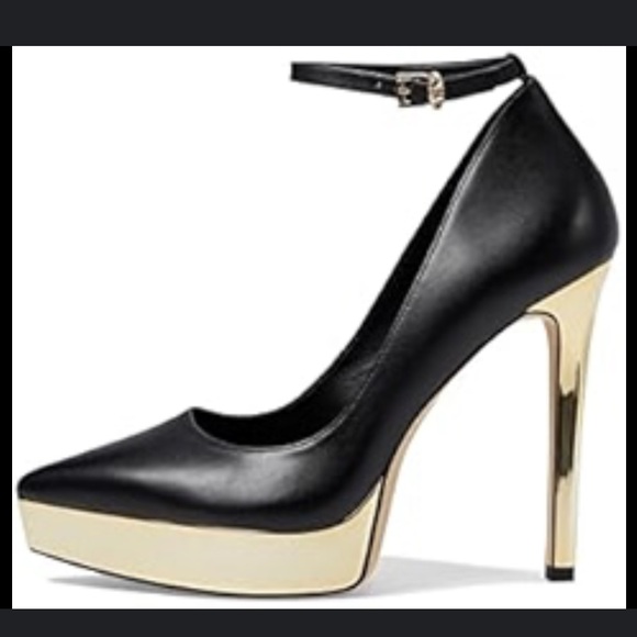 Try on Michael Kors Xenia Ankle Strap size 6 - Picture 2 of 10